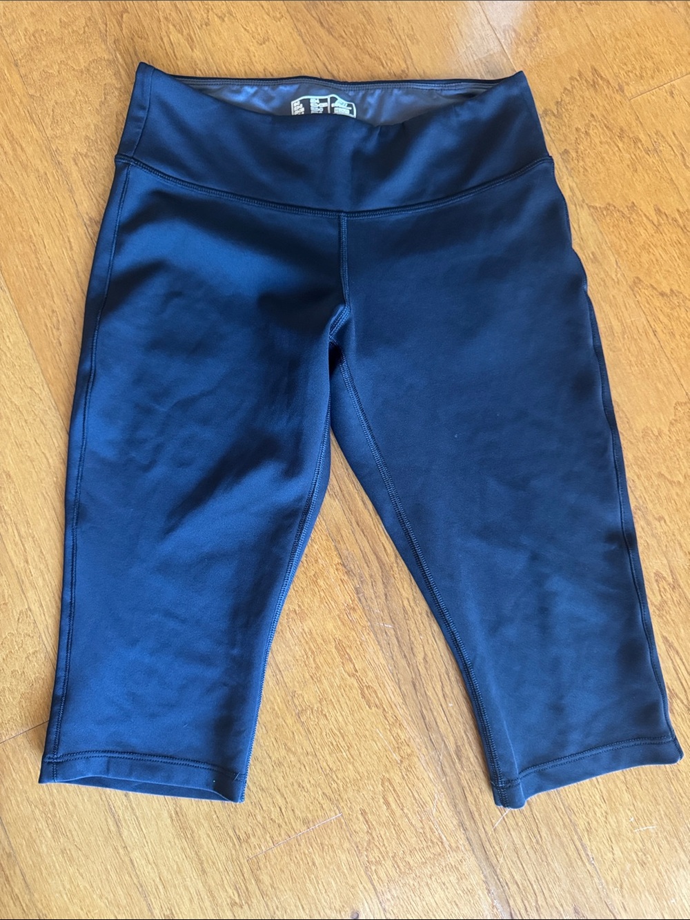 New Balance Black Athletic Capris
